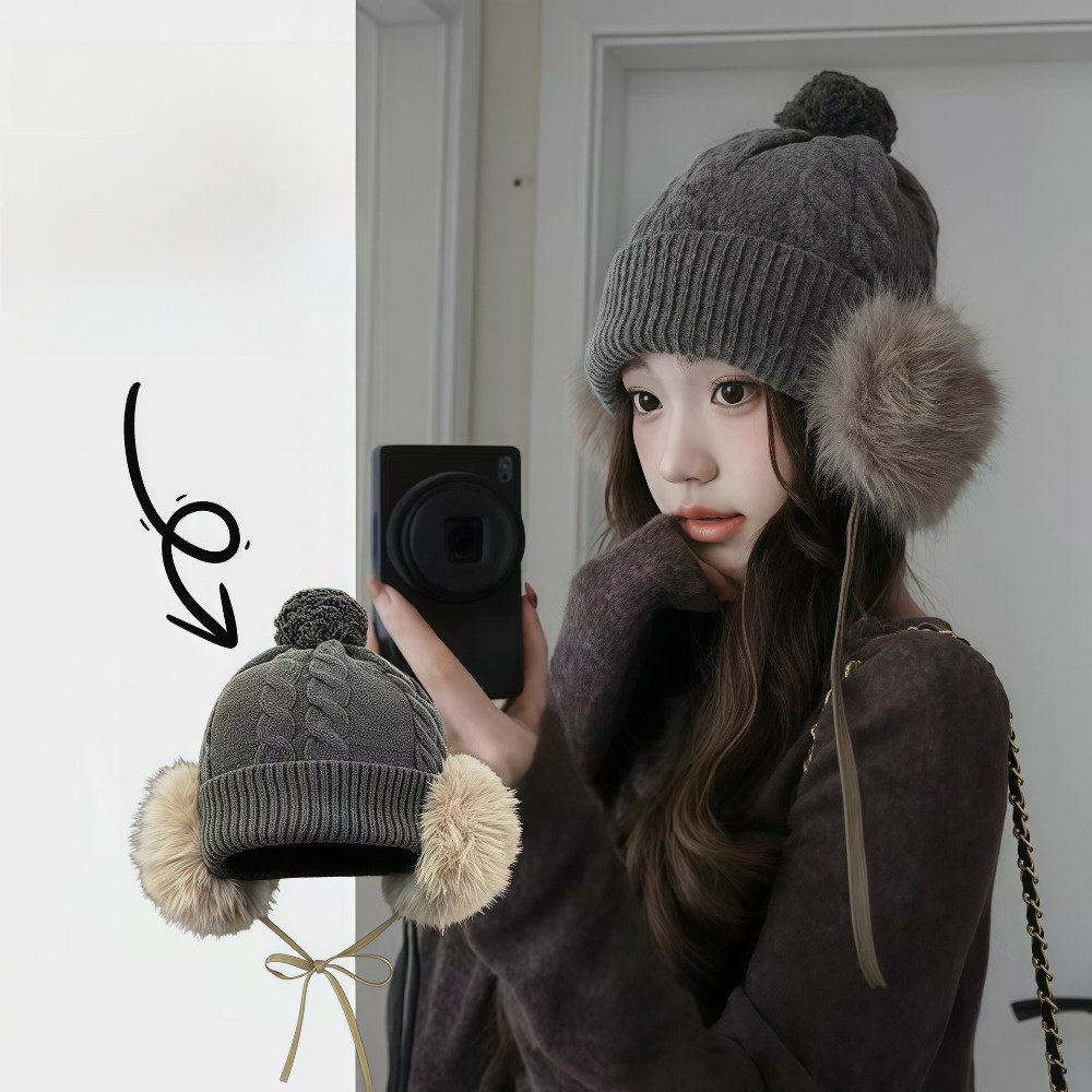 Knit Beanie Hat Warm - หมวกไหมพรมถักลายเคเบิลพร้อมที่ปิดหูขนเฟอร์เทียม ดีไซน์ช่วยให้ใบหน้าดูเรียวเล็ก เหมาะสำหรับรอบศีรษะขนาดใหญ่ สวมใส่ง่ายแบบสวมหัว